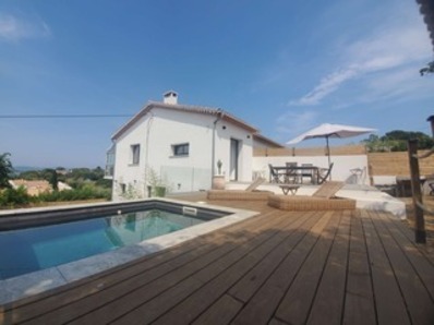 Location Villa avec bassin de fraicheur et vue mer - Presqu'&icirc;le de Giens